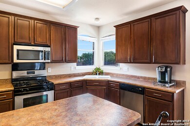 8102 Piney Wood Run, San Antonio, TX 78255 - photo 7