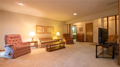 48 Kensington Dr, Bella Vista, AR 72715 - photo 5