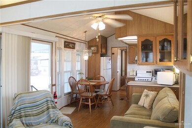 600 W Farm To Market 495 unit 33, San Juan, TX 78589 - photo 4