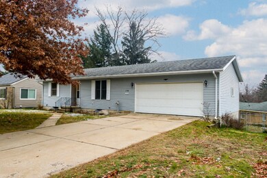1710 Oswego-14