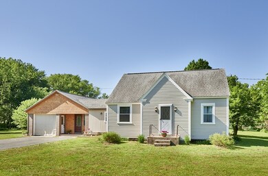 85 Old Amherst Rd, Sunderland, MA 01375 - photo 2