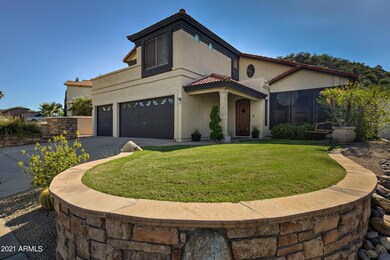 003_Raised Lawn