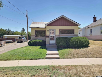 525 8th St, Evanston, WY 82930 - photo 3