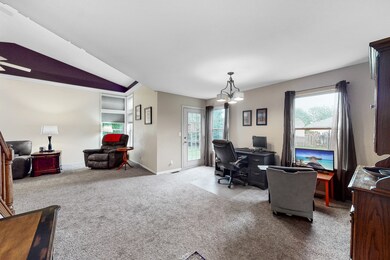 241 Spring Ct, North Aurora, IL 60542 - photo 4