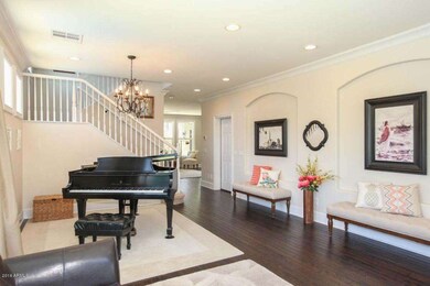 Living-Dining Room2