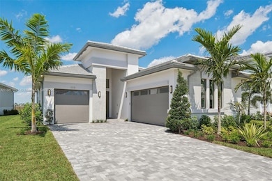 13131 Feathering Way, Palm Beach Gardens, FL 33412 - photo 3