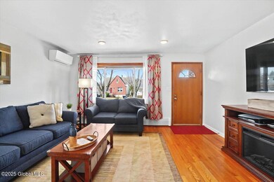 13 Clayton Place, Albany, NY 12209 - photo 5