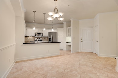 The Renaissance at River Oaks unit B109, Houston, TX 77019 - photo 2