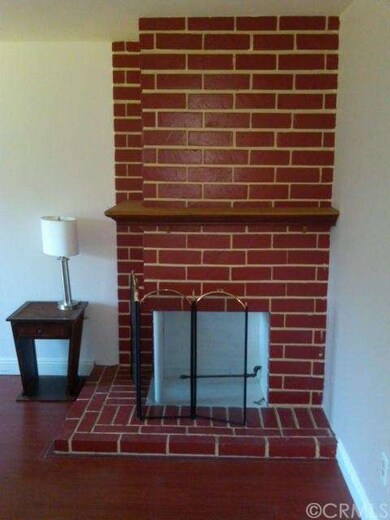 GAS FIREPLACE