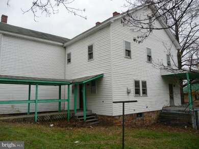 15 Scaling St, Berkeley Springs, WV 25411 - photo 4
