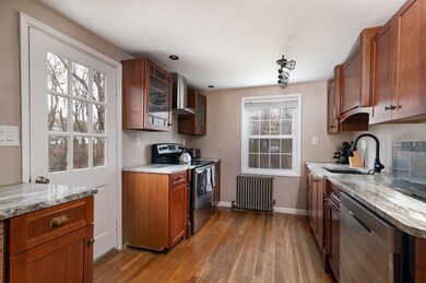 40 Rucille Ave, Weymouth, MA 02188 - photo 5