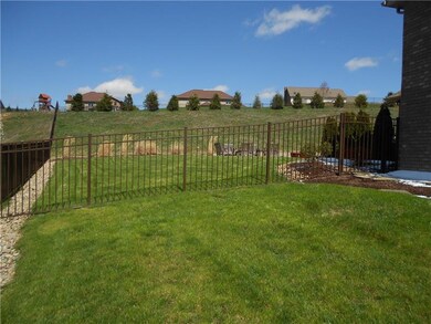 SIDE YARD