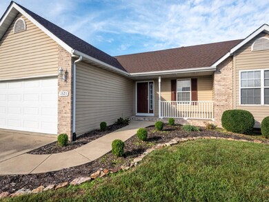 1923 Arlington Ct, Maryville, IL 62062 - photo 2