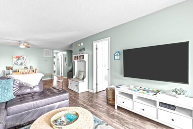 1013 Carolina Beach Ave N unit 1d, Carolina Beach, NC 28428 - photo 7