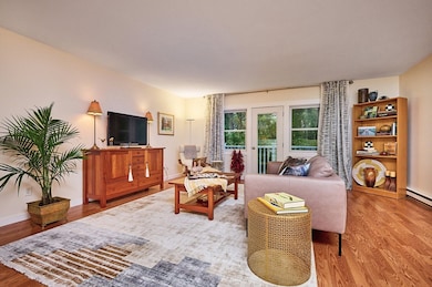 44 Evergreen Rd unit 302, Leeds, MA 01053 - photo 3