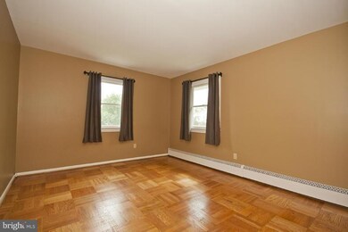 1815 Palo Cir, Halethorpe, MD 21227 - photo 7