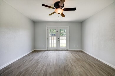 7723 Kellwood Dr, Houston, TX 77040 - photo 6