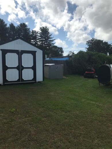 4 Connor Ct, Winchester, NH 03470 - photo 2