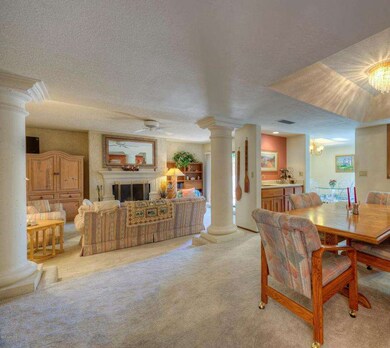 005_Great Entertaining Space