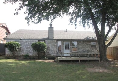 709 Coopers Hawk Dr, Norman, OK 73072 - photo 3