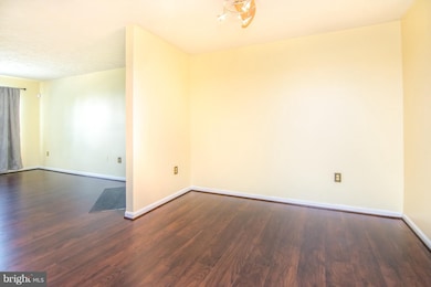 10517 Joyceton Dr, Upper Marlboro, MD 20774 - photo 5