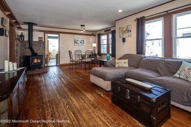 06_Living Room