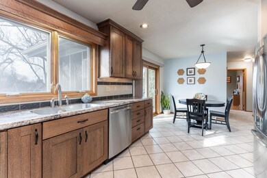 1609 Rainbow Dr, Cedar Falls, IA 50613 - photo 4