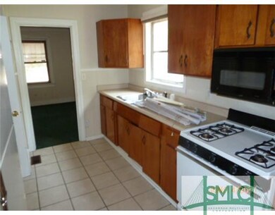 419 S Baldwin Cir, Savannah, GA 31405 - photo 4