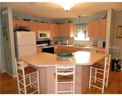 1813 Englewood St, The Villages, FL 32162 - photo 3