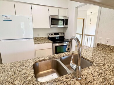 800 Grassy Knoll, Horseshoe Bay, TX 78657 - photo 5