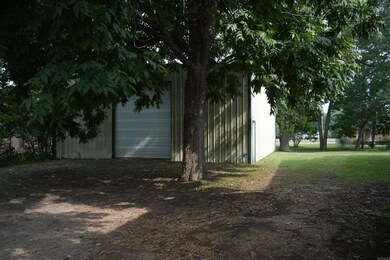 338 W 2nd St N, Prescott, AR 71857 - photo 5