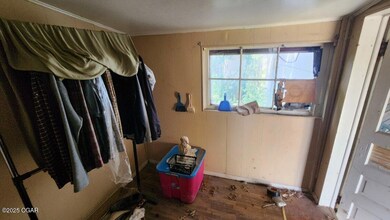 803 W Country Rd, Columbus, KS 66725 - photo 5