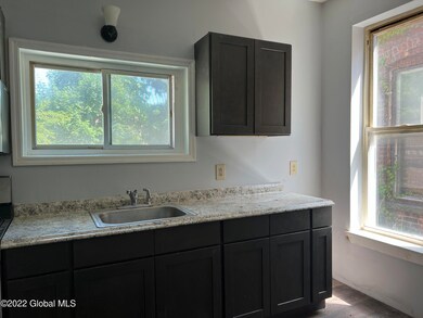 548 5th Ave unit 2, Troy, NY 12182 - photo 5