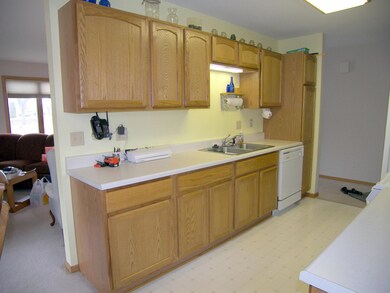Kitchen4 320 3rd St Circle.JPG
