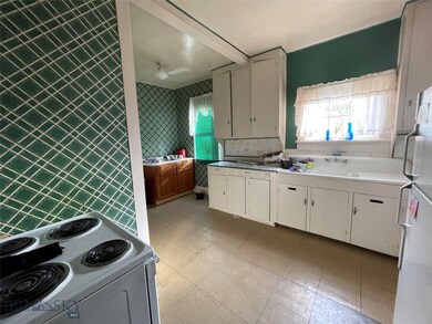 Unit 1 Kitchen