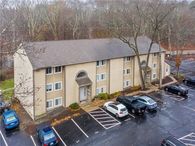 400 New River Rd unit 112, Manville, RI 02838 - photo 2