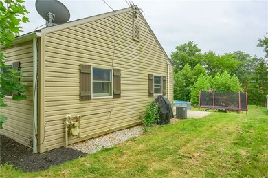 Flat Side Yard!