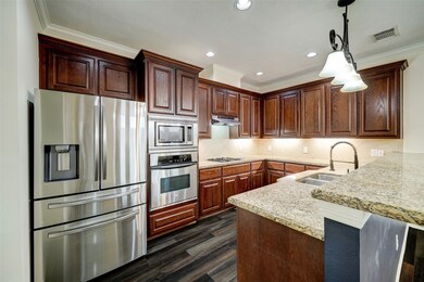 Kitchen & Breakfast Nook