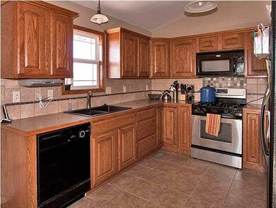 great kitchen space
