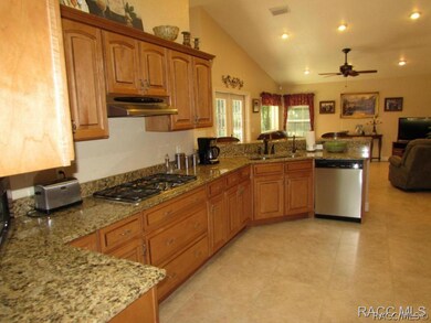 KITCHEN TO FAMILY ROOM