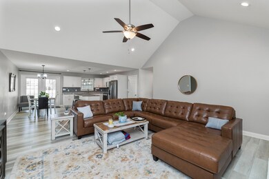 916 Oatfield Rd, Harrodsburg, KY 40330 - photo 5