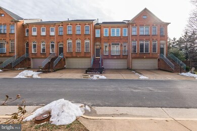 8045 Kidwell Town Ct, Vienna, VA 22182 - photo 4