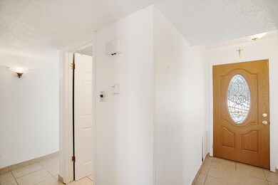 340 Yolanda Dr, El Paso, TX 79915 - photo 4