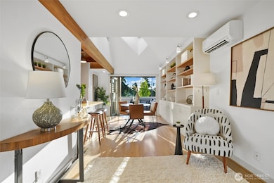 1811 4th Ave W, Seattle, WA 98119 - photo 2