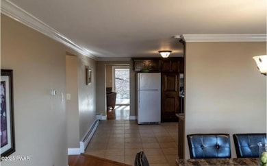 853 Spring Hill Rd unit D, Sterling, PA 18463 - photo 4