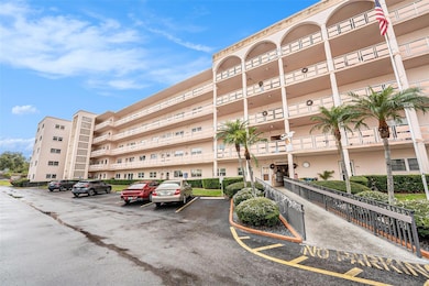 5623 80th St N unit 211, Saint Petersburg, FL 33709 - photo 3