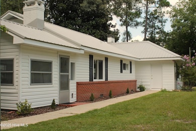 496 Holly Grove School Rd, West End, NC 27376 - photo 3