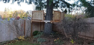 200 NW Sinclair Dr, Grants Pass, OR 97526 - photo 4