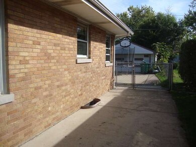 1643 Norfolk Ave, Westchester, IL 60154 - photo 2