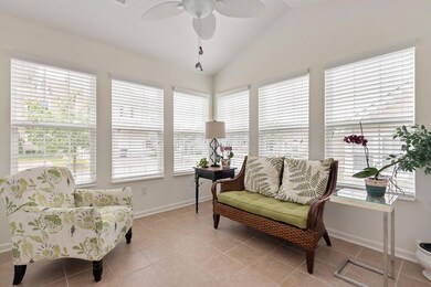 4 season room off foyer